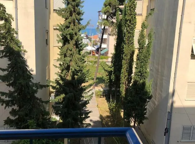 Kompleksi Freskia Apartment